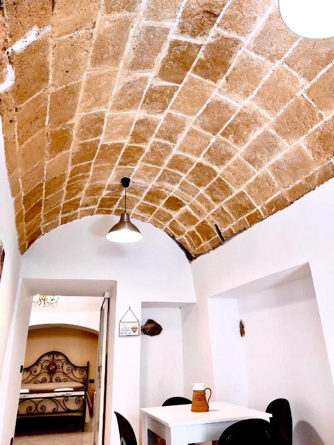Corte Vico Palmisano Centro Storico กัลลีโปลี ภายนอก รูปภาพ